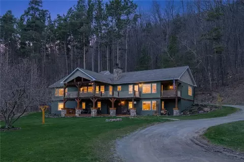 6600 E Hill Rd, Naples, NY 14512