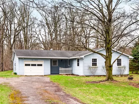 16100 Brown Schoolhouse Rd, Holley, NY 14470