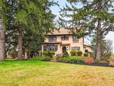 1608 Highland Ave, Rochester, NY 14618