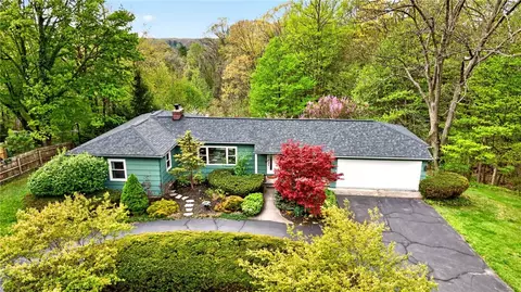 131 Panorama Trl, Rochester, NY 14625