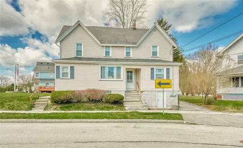 133 Wilder Ter, Rochester, NY 14612