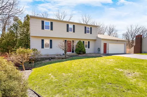 3 Tremain Dr, Fayetteville, NY 13066