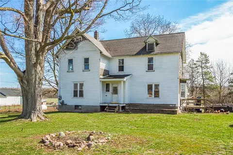 3859 Gaines Basin Rd, Albion, NY 14411