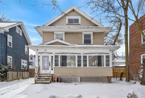 145 Devonshire Ct, Rochester, NY 14619