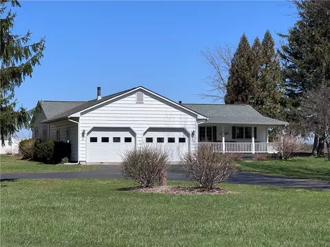 14431 Roosevelt Hwy, Carlton, NY 14477