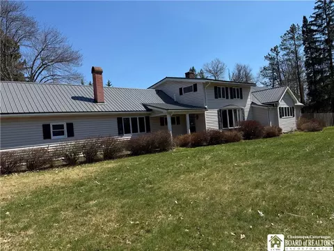 Exterior - 760 Genesee St, Olean, NY 14760 photo 7 of 7