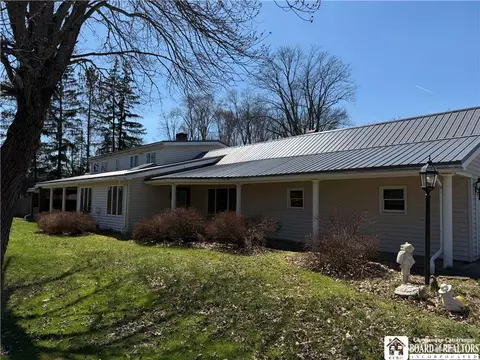 Exterior - 760 Genesee St, Olean, NY 14760 photo 2 of 7