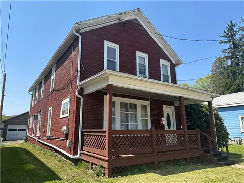 47 Bishop St, Bradford, PA 16701