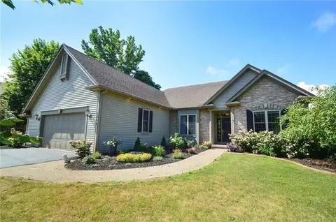 1609 Loughrea Ter, Webster, NY 14580