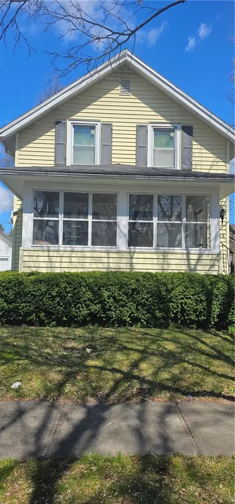 144 Dickinson St, Rochester, NY 14621
