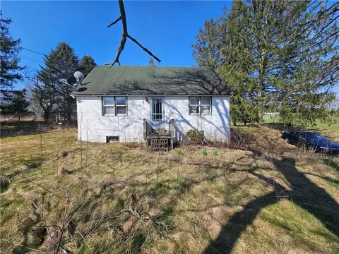 5962 State Route 224, Cayuta, NY 14824