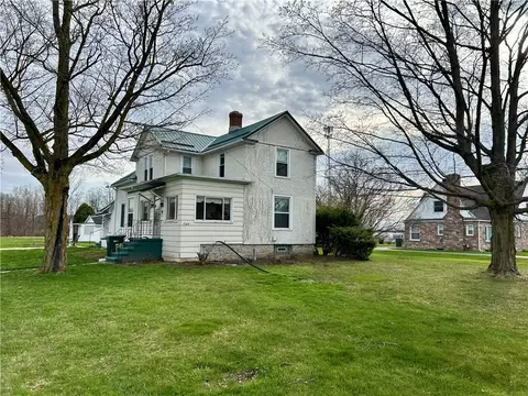 7164 W Main Rd, Le Roy, NY 14482