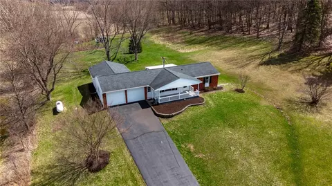 195 Cline Rd, Victor, NY 14564