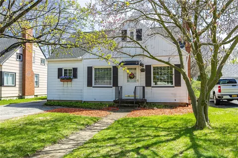 753 Britton Rd, Greece, NY 14616