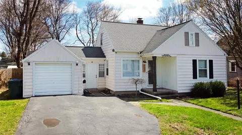 222 Oakwood Rd, Rochester, NY 14616