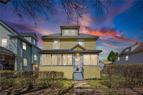 152 Michigan St, Rochester, NY 14606