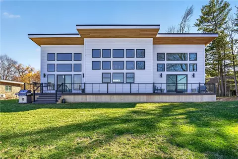 2501 Lake Rd, Ontario, NY 14519