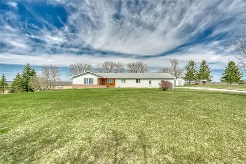 5790 Thomas Rd, Canandaigua, NY 14424