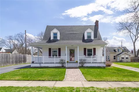 109 Chimayo Rd, Irondequoit, NY 14617