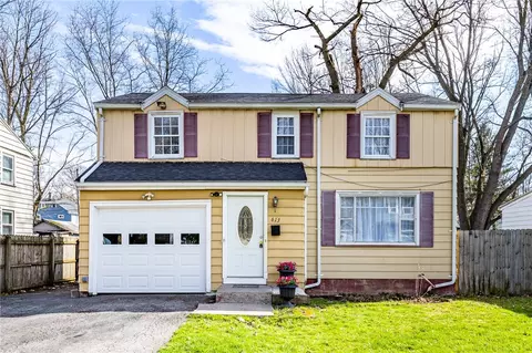 613 Augustine St, Rochester, NY 14613