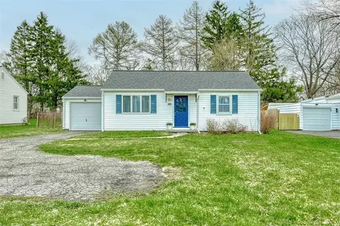 110 Howard Rd, Gates, NY 14606