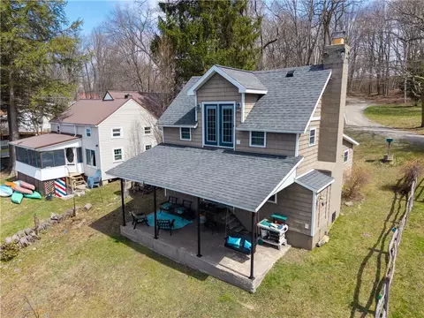 9125 E Shore Rd, Howard, NY 14810