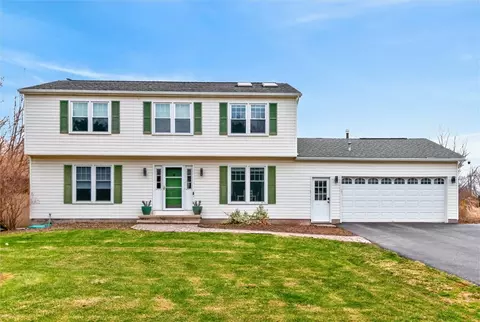 920 Gravel Rd, Webster, NY 14580