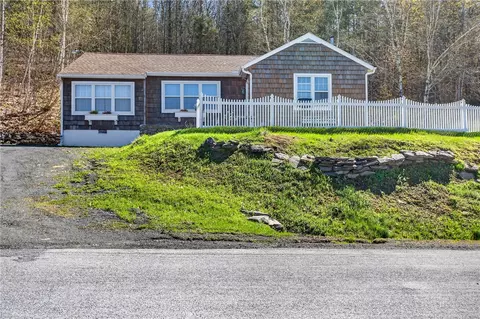 385 Cape Horn Rd, Stamford, NY 12167