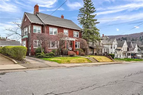 178 Davis St, Bradford, PA 16701