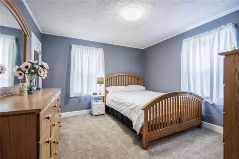 Bedroom - 189 Cinnabar Rd, Irondequoit, NY 14617 photo 1 of 8
