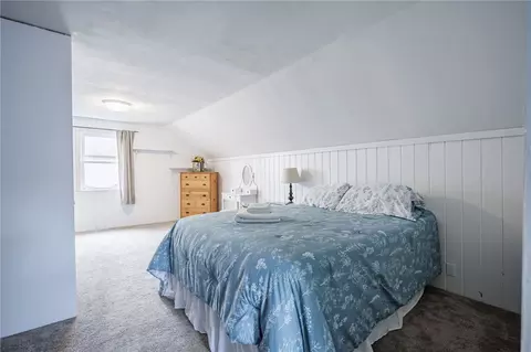 Bedroom - 189 Cinnabar Rd, Irondequoit, NY 14617 photo 7 of 8