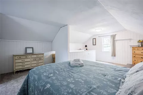 Bedroom - 189 Cinnabar Rd, Irondequoit, NY 14617 photo 8 of 8