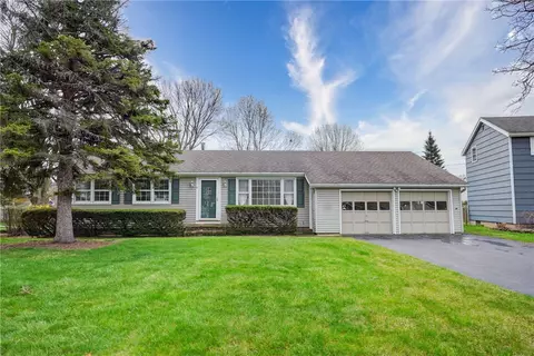 139 Camille Dr, Greece, NY 14612