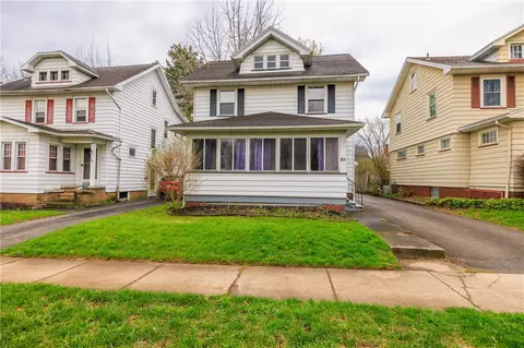 85 Culver Pkwy, Irondequoit, NY 14609