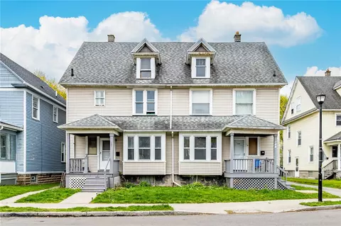 159 Henrietta St, Rochester, NY 14620
