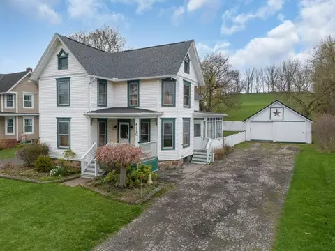 4120 Prospect St, Williamson, NY 14589