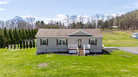 63 Harmon Rd, Wheatland, NY 14428