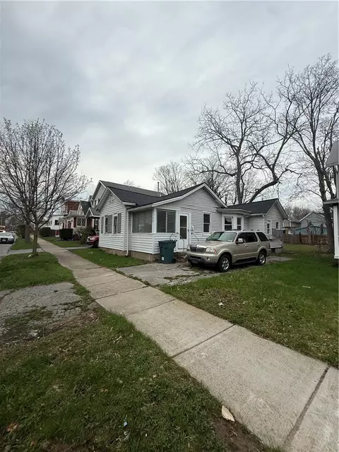 120 Cady St, Rochester, NY 14608