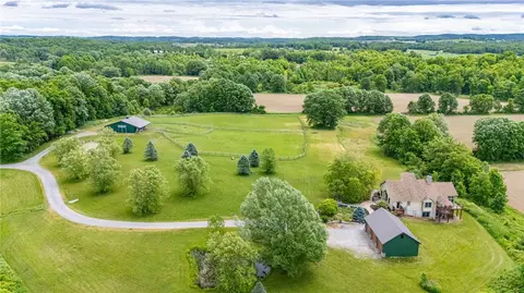 9247 Gray Rd, Bloomfield, NY 14469