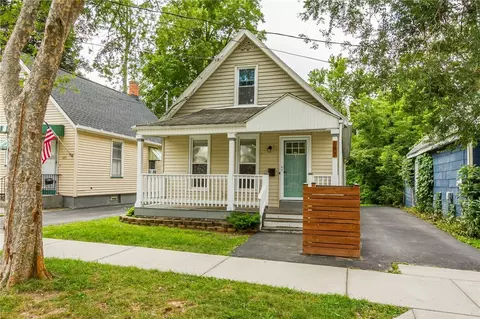 197 Cottage St, Rochester, NY 14608