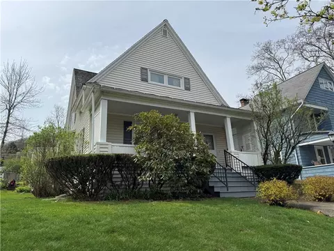 206 Watauga Ave, Corning, NY 14830