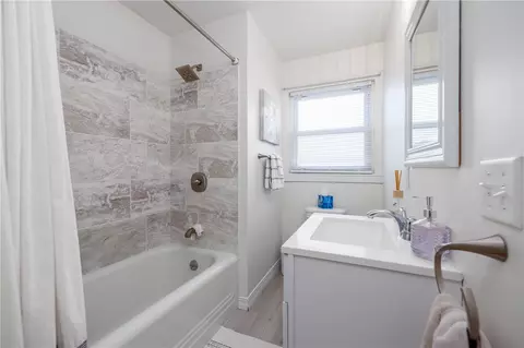 Bath - 119 Walzer Rd, Irondequoit, NY 14622 photo 1 of 1
