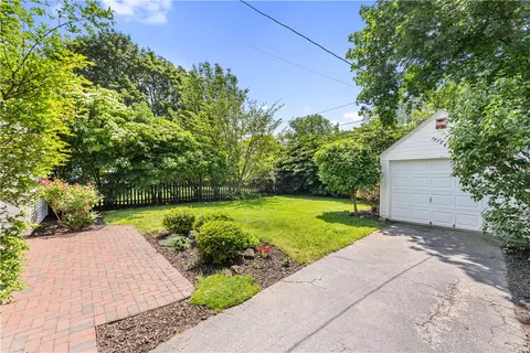 Exterior - 27 Covington Rd, Irondequoit, NY 14617 photo 12 of 12