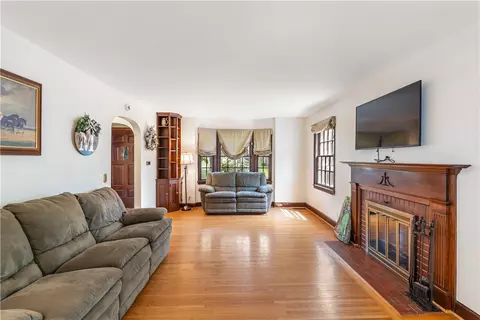 Living - 27 Covington Rd, Irondequoit, NY 14617 photo 3 of 3