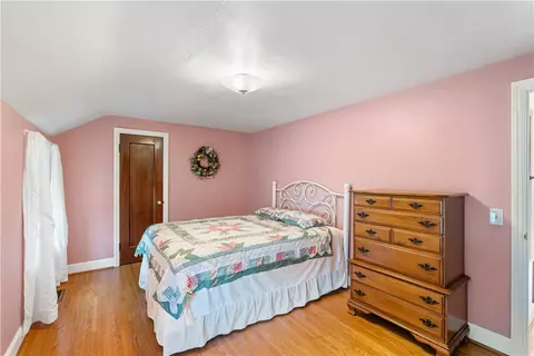 Bedroom - 27 Covington Rd, Irondequoit, NY 14617 photo 6 of 7