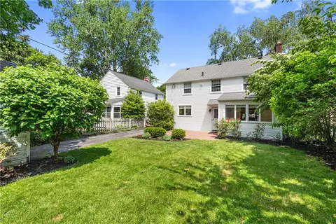 Exterior - 27 Covington Rd, Irondequoit, NY 14617 photo 8 of 12