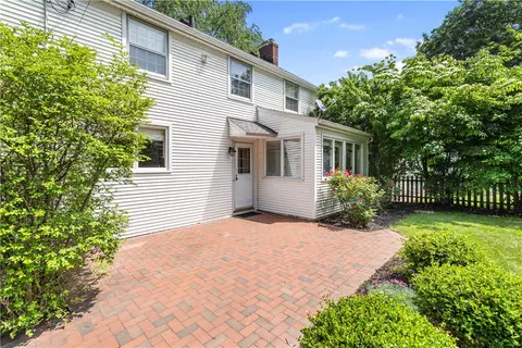 Exterior - 27 Covington Rd, Irondequoit, NY 14617 photo 11 of 12