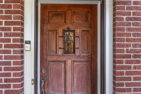 Entry Way - 27 Covington Rd, Irondequoit, NY 14617 photo 1 of 6
