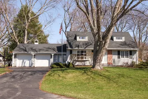 44 W Cavalier Rd, Wheatland, NY 14546