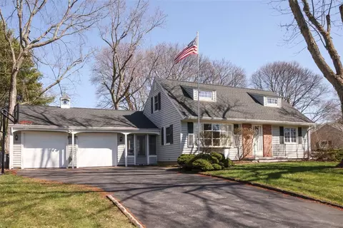 44 W Cavalier Rd, Wheatland, NY 14546